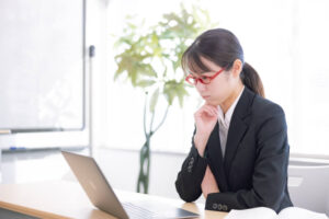 リスティング 表示されない